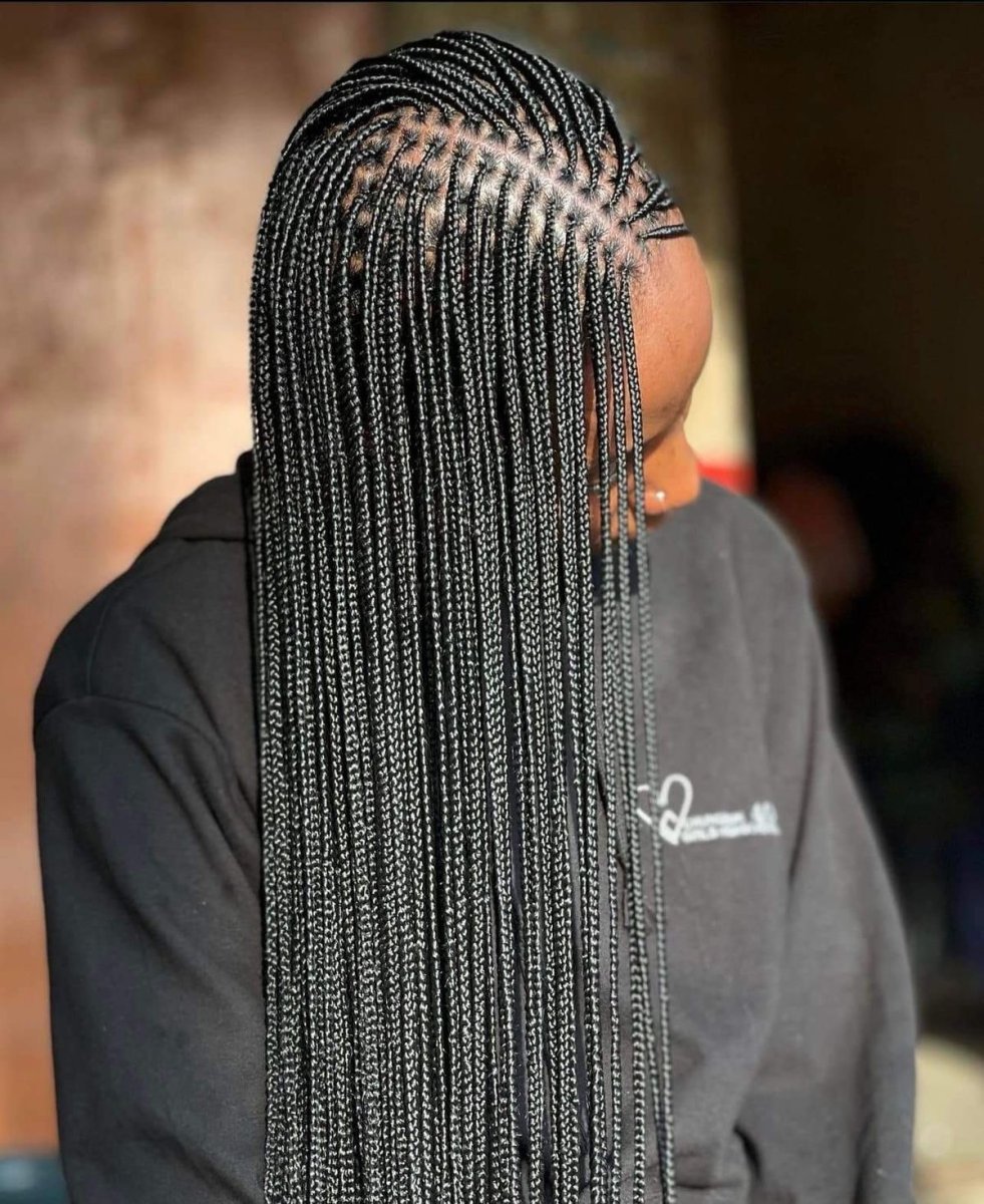 Mimi single braids Style